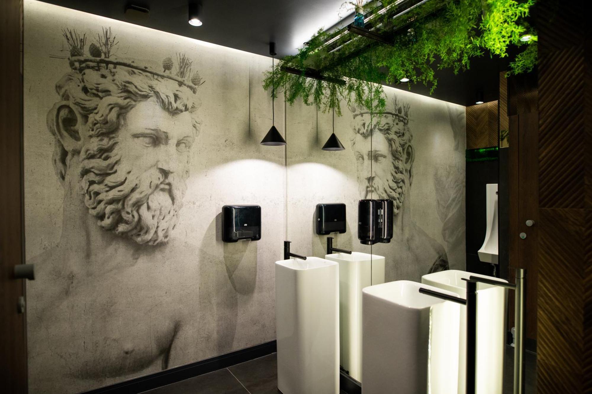 Hotel Epic Centrum Cisnădie Εξωτερικό φωτογραφία